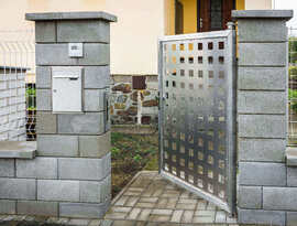 Hliníkové vstupní branky značky FL BRÁNY