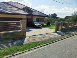 Automatická hliníková posuvná brána, plotová pole, branka, elektrický pohon. Zakázková výroba FL BRÁNY.