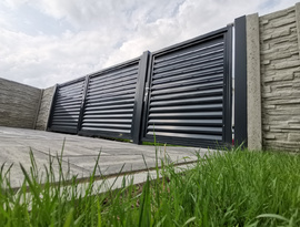 Automatická hliníková posuvná brána, plotová pole, branka, elektrický pohon. Zakázková výroba FL BRÁNY.