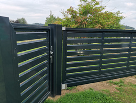 Automatická hliníková posuvná brána, plotová pole, branka, elektrický pohon. Zakázková výroba FL BRÁNY.