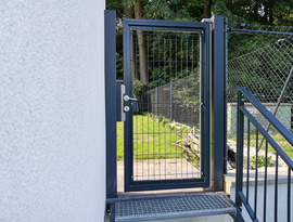 Automatická hliníková posuvná brána, plotová pole, branka, elektrický pohon. Zakázková výroba FL BRÁNY.