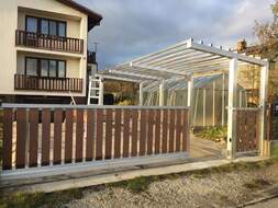 Posuvná brána STANDARD, šířka 300 cm, výška 150 cm,  lakovaný rám, výplň Pilwood lakovaná